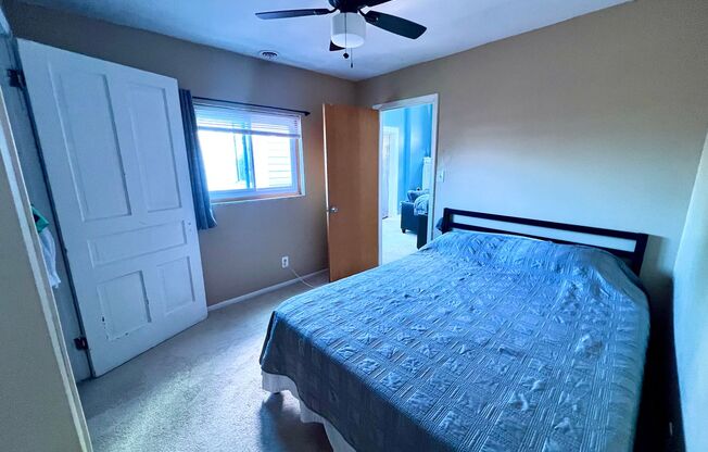 2 beds, 1 bath, $1,495, Unit 3B