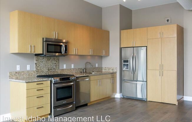 419 S 8th Street STE: 204