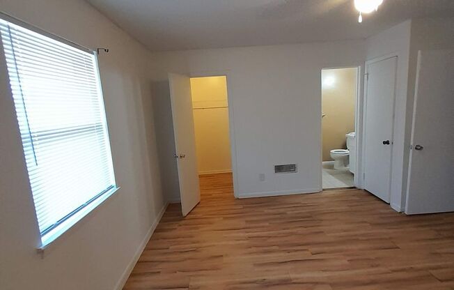 1 bed, 1 bath, 750 sqft, $669, Unit 14