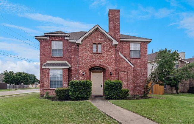 Spacious 3 Bedroom, 2 Bath on a Corner Lot