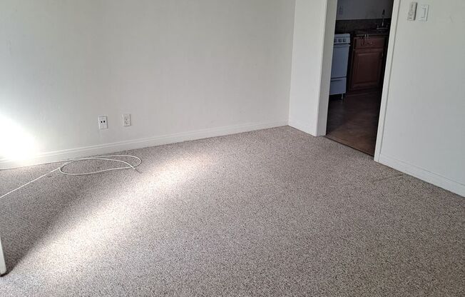 TORRANCE 1 BDRM APT FOR LEASE!