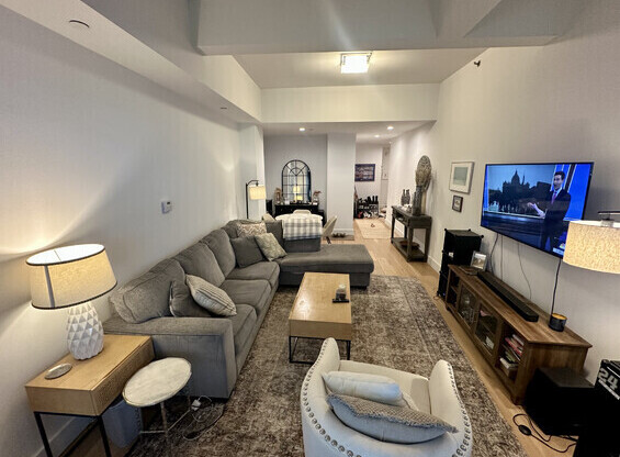 1 bed, 1 bath, $5,999, Unit 721
