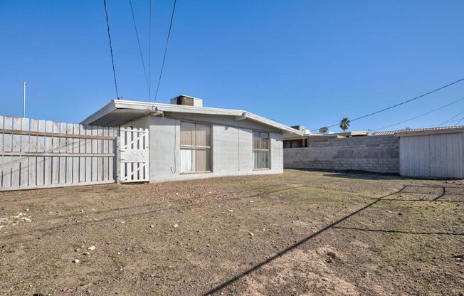 3-Bedroom Single-Story with No HOA and RV Parking