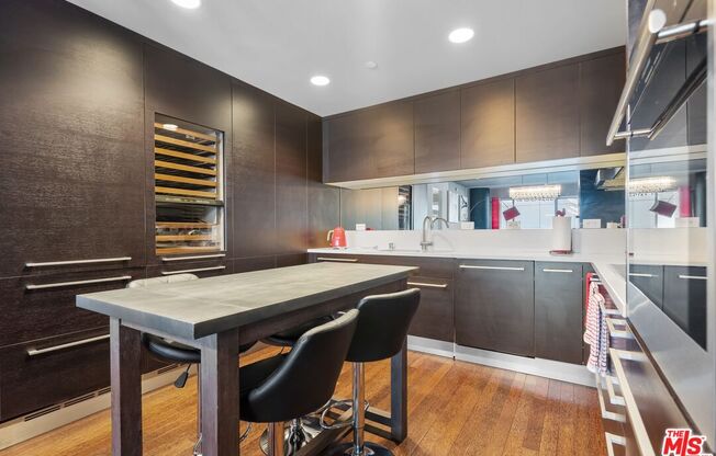 2 beds, 3 baths, 1,830 sqft, $6,500, Unit 12B