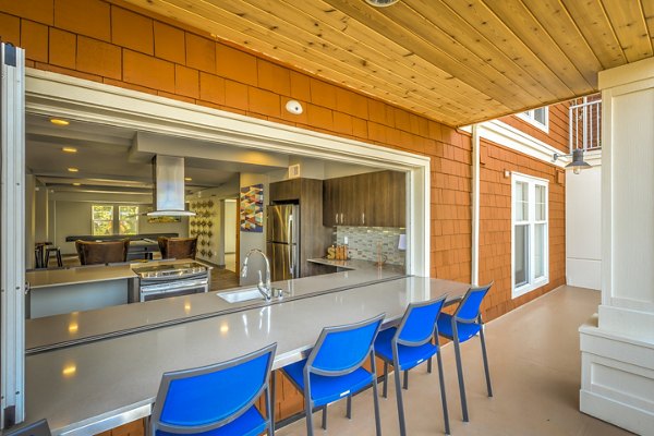 Shorewood in Mercer Island