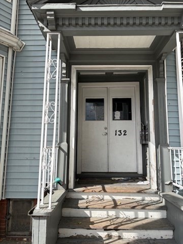 132 CHELSEA ST