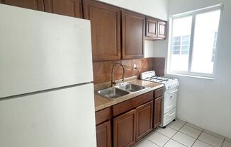 Studio, 1 bath, 500 sqft, $1,798, Unit 08