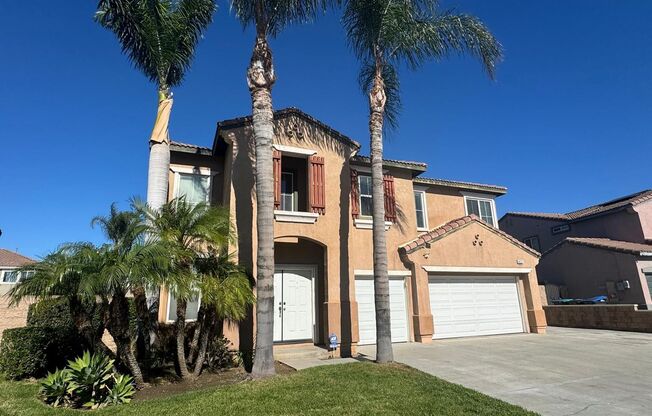 Nice House 5 beds 3.5 bath for lease in Eastvale