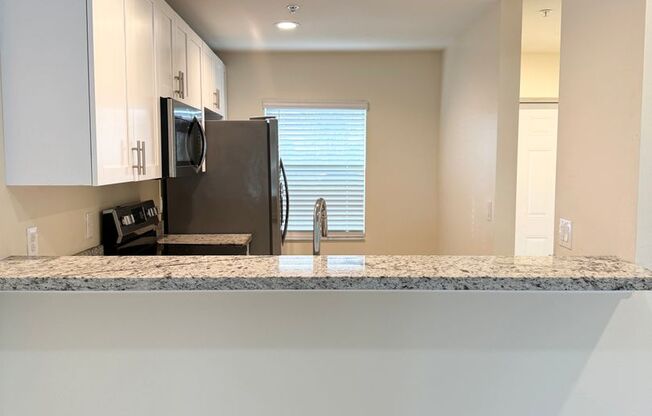 2 beds, 2 baths, 971 sqft, $1,595, Unit 101