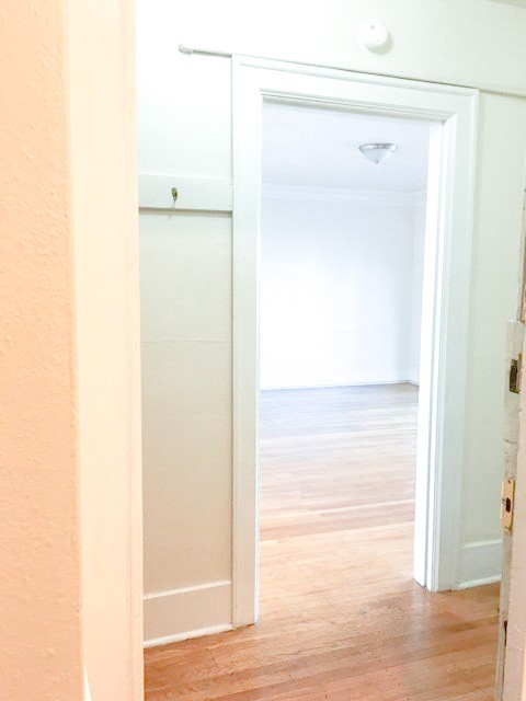 Studio, 1 bath, 455 sqft, $1,395, Unit 1519-302