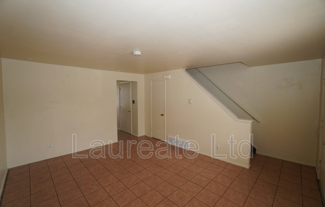5667 W 26 AVE