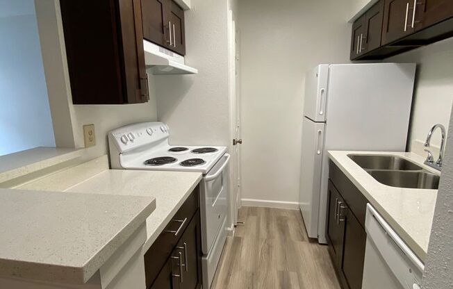 1 bed, 1 bath, 640 sqft, $980, Unit 2403