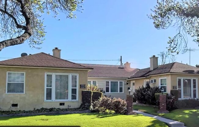 S-1216 -1222 West Victory Boulevard