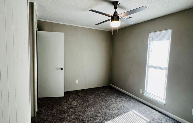 2 beds, 1.5 baths, 990 sqft, $999, Unit 4420-H