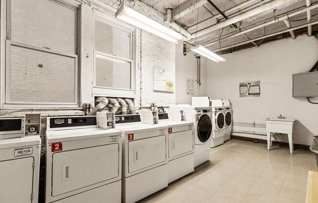 2 beds, 1 bath, 610 sqft, $3,650, Unit 135