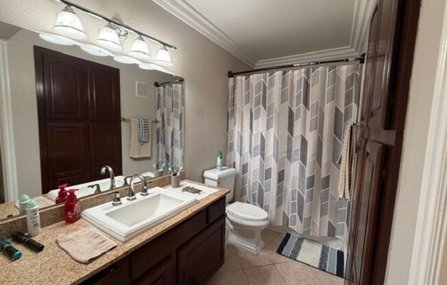 1 bed, 1 bath, $1,225, Unit # 2082