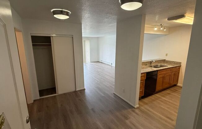 1-bedroom San Pablo Apartment in Gated Community