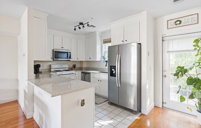 122 E SQUANTUM