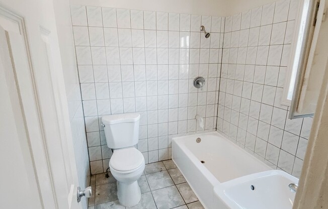 Studio, 1 bath, 300 sqft, $1,425, Unit #2431