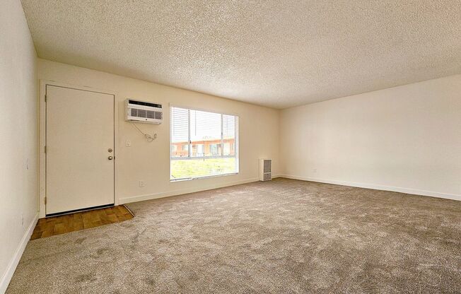 Studio, 1 bath, 500 sqft, $1,395, Unit 67