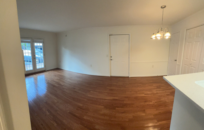 2905 BURCH AVE