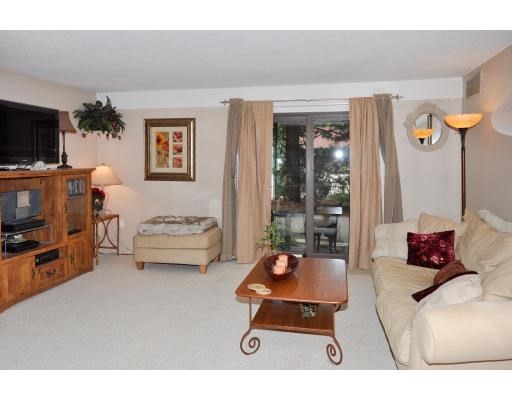 1 bed, 1 bath, 758 sqft, $1,950, Unit 4