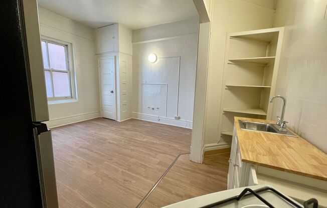 Studio, 1 bath, 194 sqft, $630, Unit 416