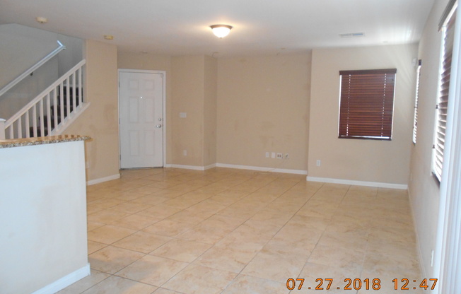 3 beds, 2.5 baths, $1,825