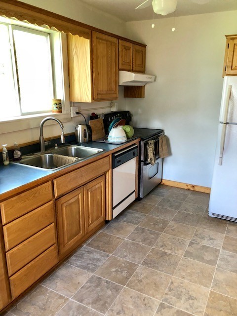 3 beds, 2.5 baths, $1,530