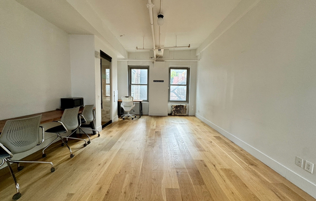 5 W 37 ST