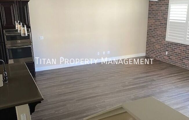 1023 VANILLA BEAN LN