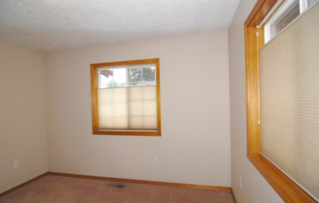 3 beds, 2 baths, $2,700