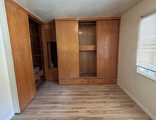 2 beds, 1 bath, 1,000 sqft, $2,099