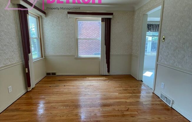3 BEDROOM 1 BATH BUNGALOW FREE PRE-SCREEN