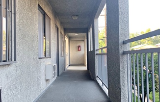 5011-5015 Monte Vista St