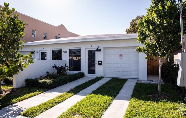 2800 SW 4 ST