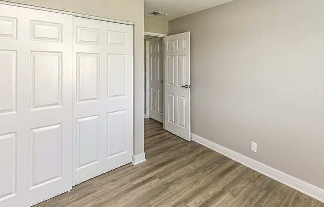Beautiful newly-renovated one, two and three bedroom apartment townhomes with high-end finishes at Highpoint Apartments in Omaha, NE