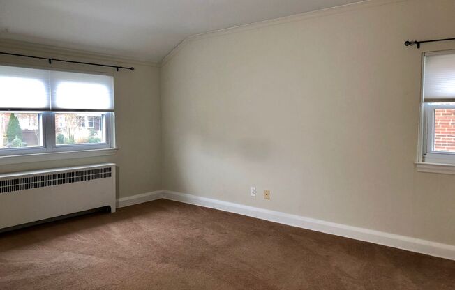 For Rent: Charming Residence on Ridge Ave