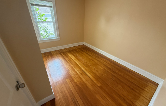 117 IRVING