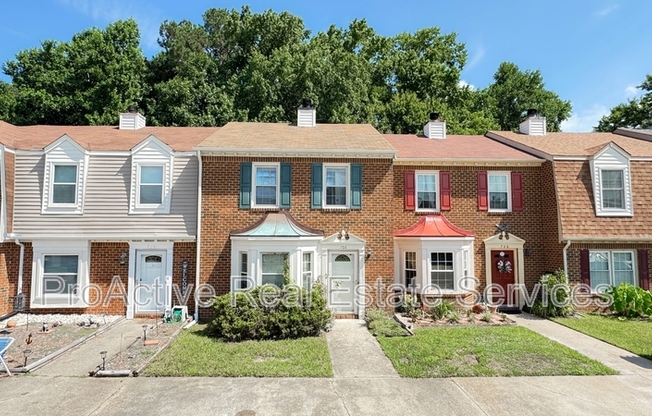 708 ML LNDG RD