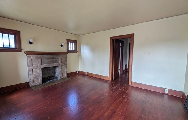 Charming 3 Bedroom House in Downtown
