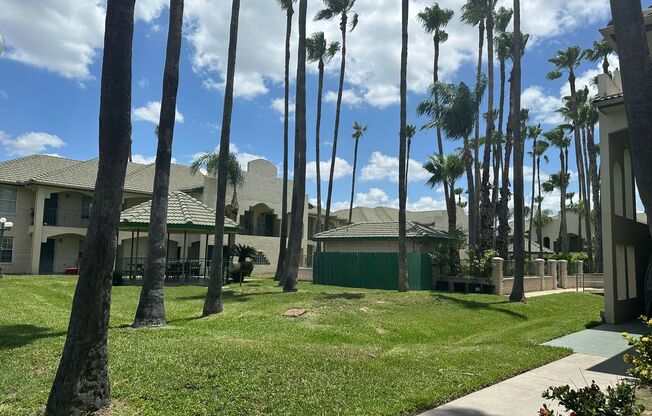 2 beds, 2 baths, 1,006 sqft, $875, Unit 53