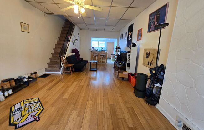 LOVELY 2 BEDROOM BREWERY TOWN HOUSE AVAILABLE JULY 10