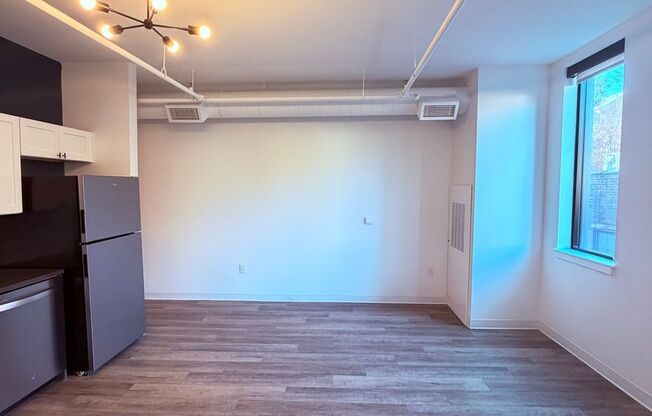 Studio, 1 bath, 615 sqft, $1,500, Unit Unit 407