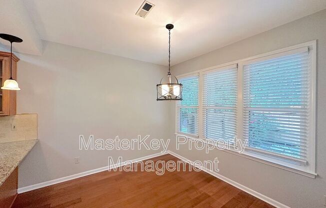 103 JAMES RIV RD