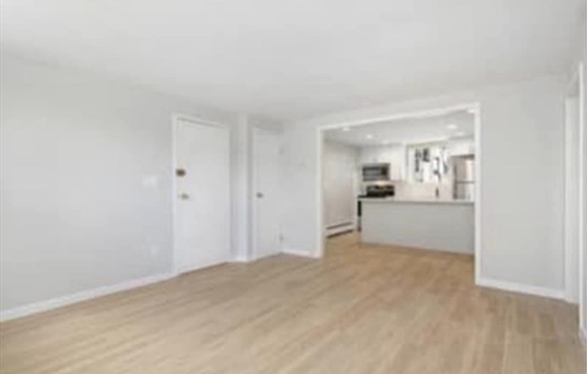 110 W EMERSON