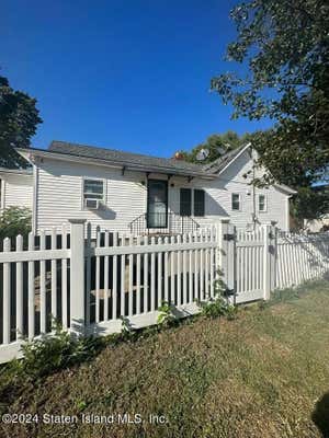 3 beds, 1 bath, 850 sqft, $2,800