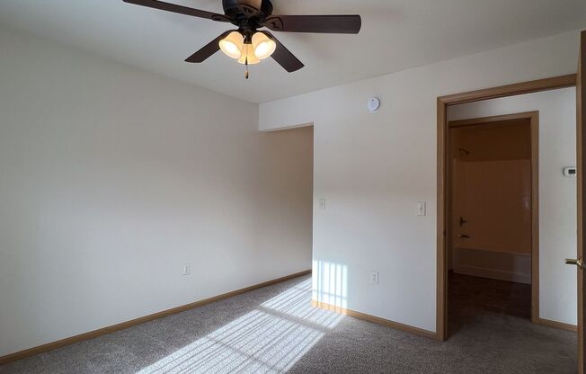 1 bed, 1 bath, 568 sqft, $935, Unit ME 2301-68