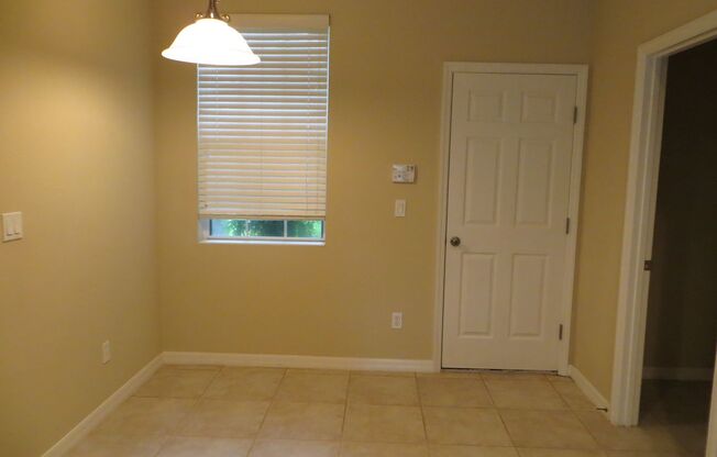 Great Home in Tradd's Landing - South Clermont!