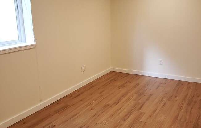 Studio, 1 bath, 410 sqft, $1,395, Unit 108